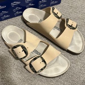 Birkenstock Arizona big buckle almond sz37